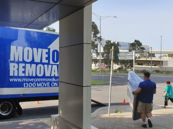 Top Things to Consider Before Hiring Office Removalists in Melbourne